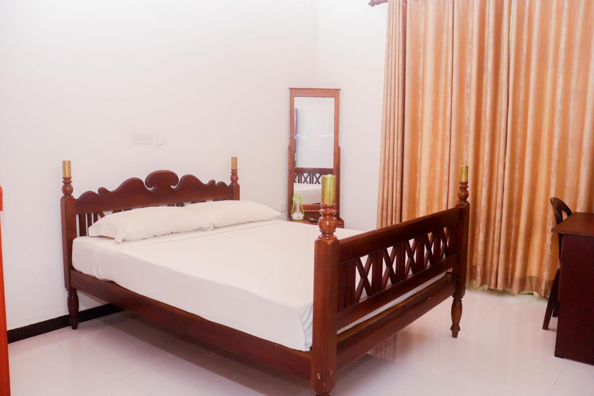 City Beach Apartment Bentota Ngoại thất bức ảnh