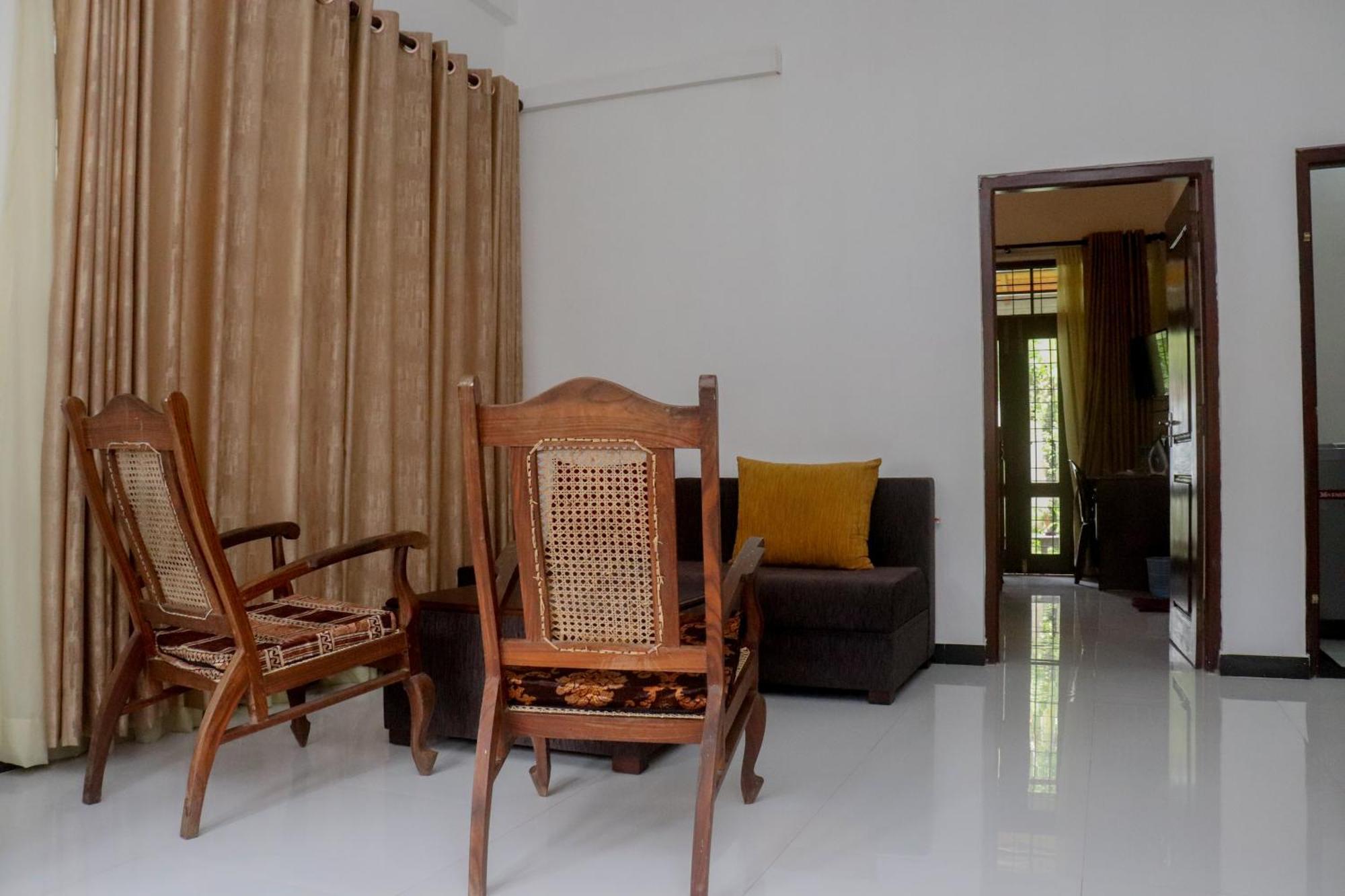 City Beach Apartment Bentota Ngoại thất bức ảnh