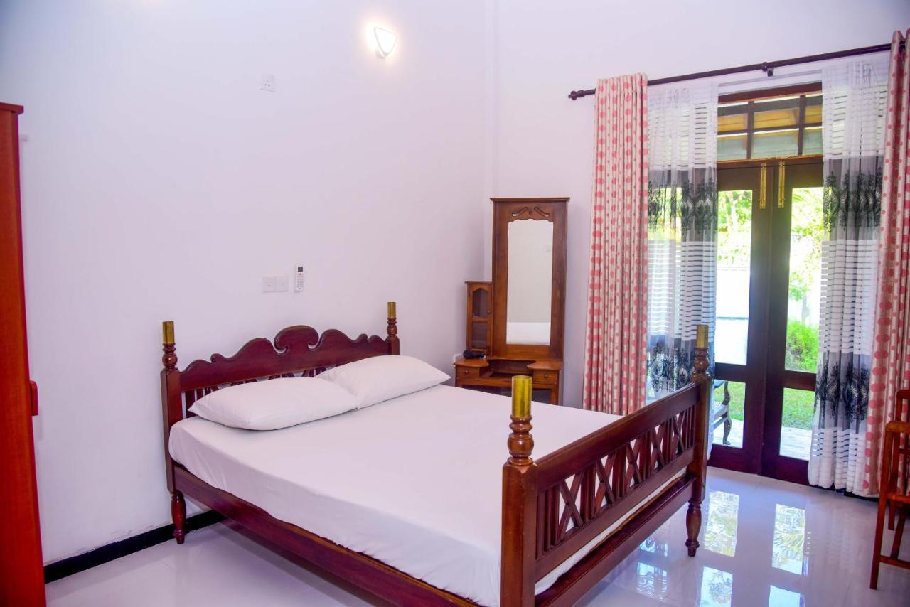 City Beach Apartment Bentota Ngoại thất bức ảnh